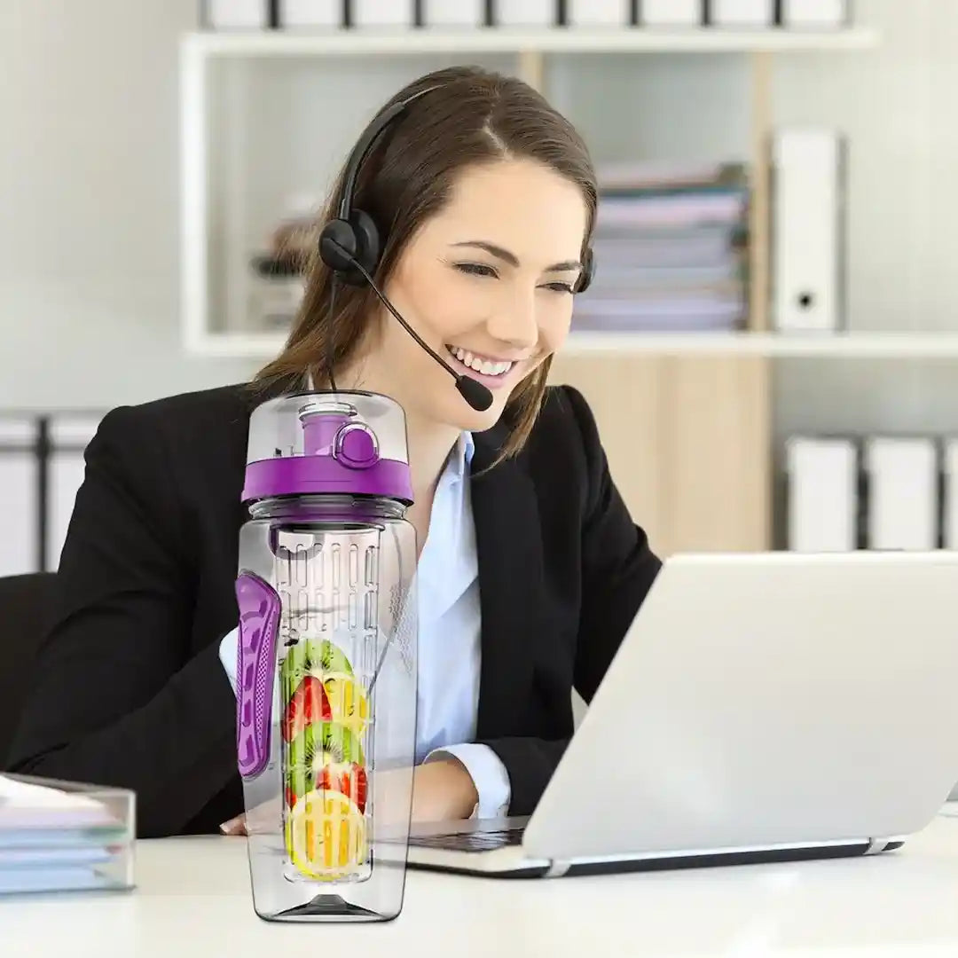 Simplix 32oz infuser bottle for running, office, and outdoor activities